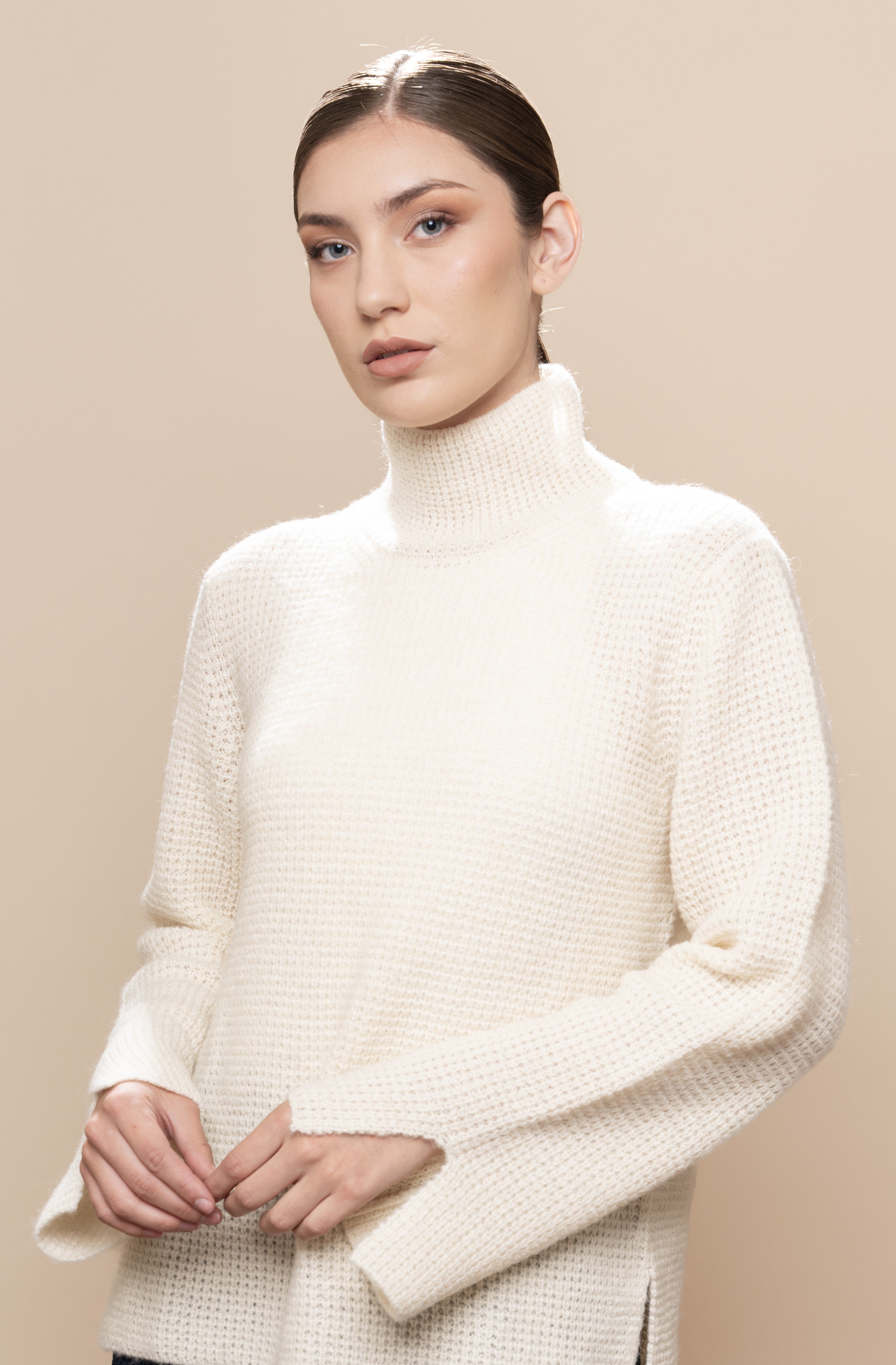 Muskoka Ladies Bell Sleeve Alpaca Sweater